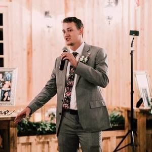 Meet your Posher, Dakota